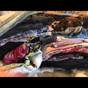 Scrubs 32 tops and 22 bottoms.